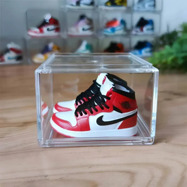 Air Jordan 1 Retro High OG Chicago Mini Sneaker