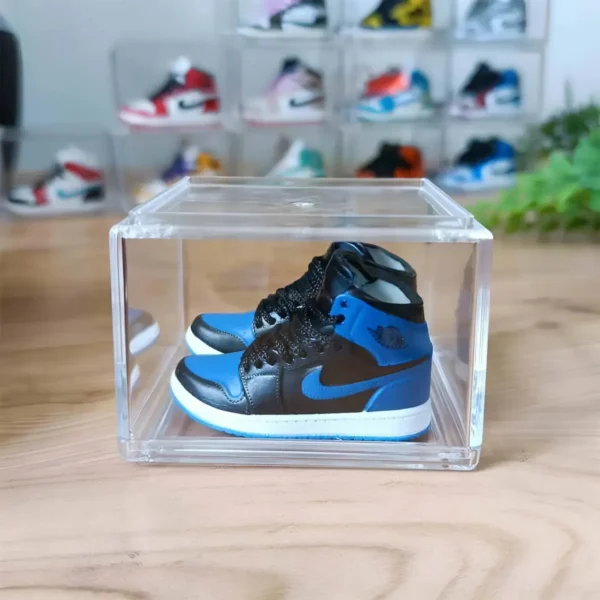 Air Jordan 1 High Royal Mini Sneaker