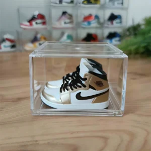 Air Jordan 1 Mid SE Metallic Gold Mini Sneaker